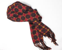 Load image into Gallery viewer, Chiminea Scarf