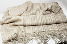 Load image into Gallery viewer, Ivory Mélange Shawl