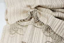 Load image into Gallery viewer, Ivory Mélange Shawl