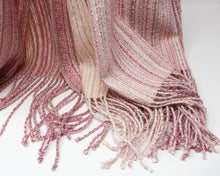 Load image into Gallery viewer, Dogwood Mélange Shawl