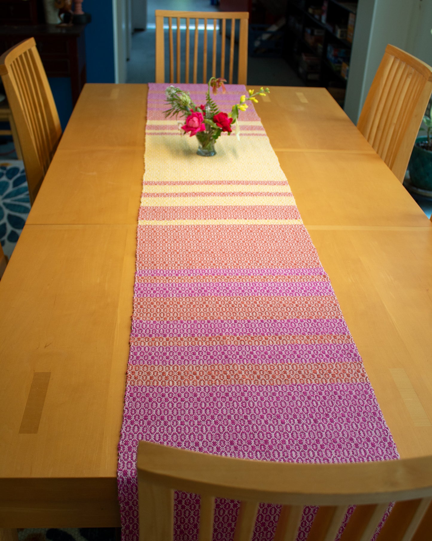 96" Zinnia Table Runner