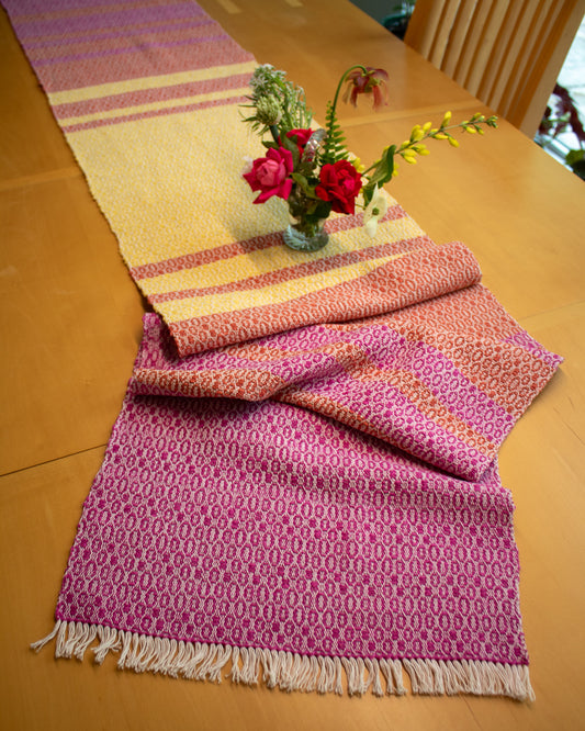 96" Zinnia Table Runner